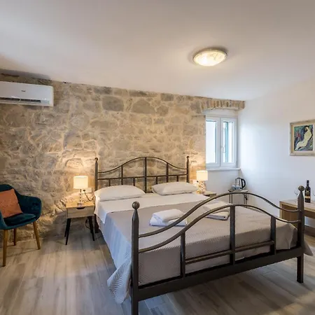 Luxury A&a-old Town Appartement